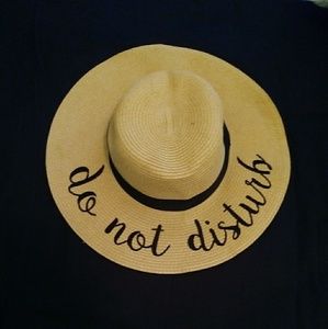 Do no disturb hat
